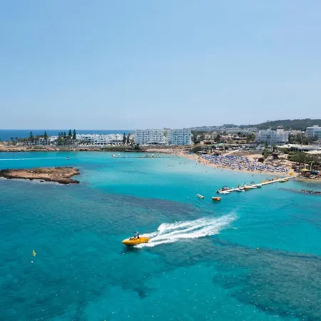 Sanders Mythical Blue Villas Paralimni Exterior photo