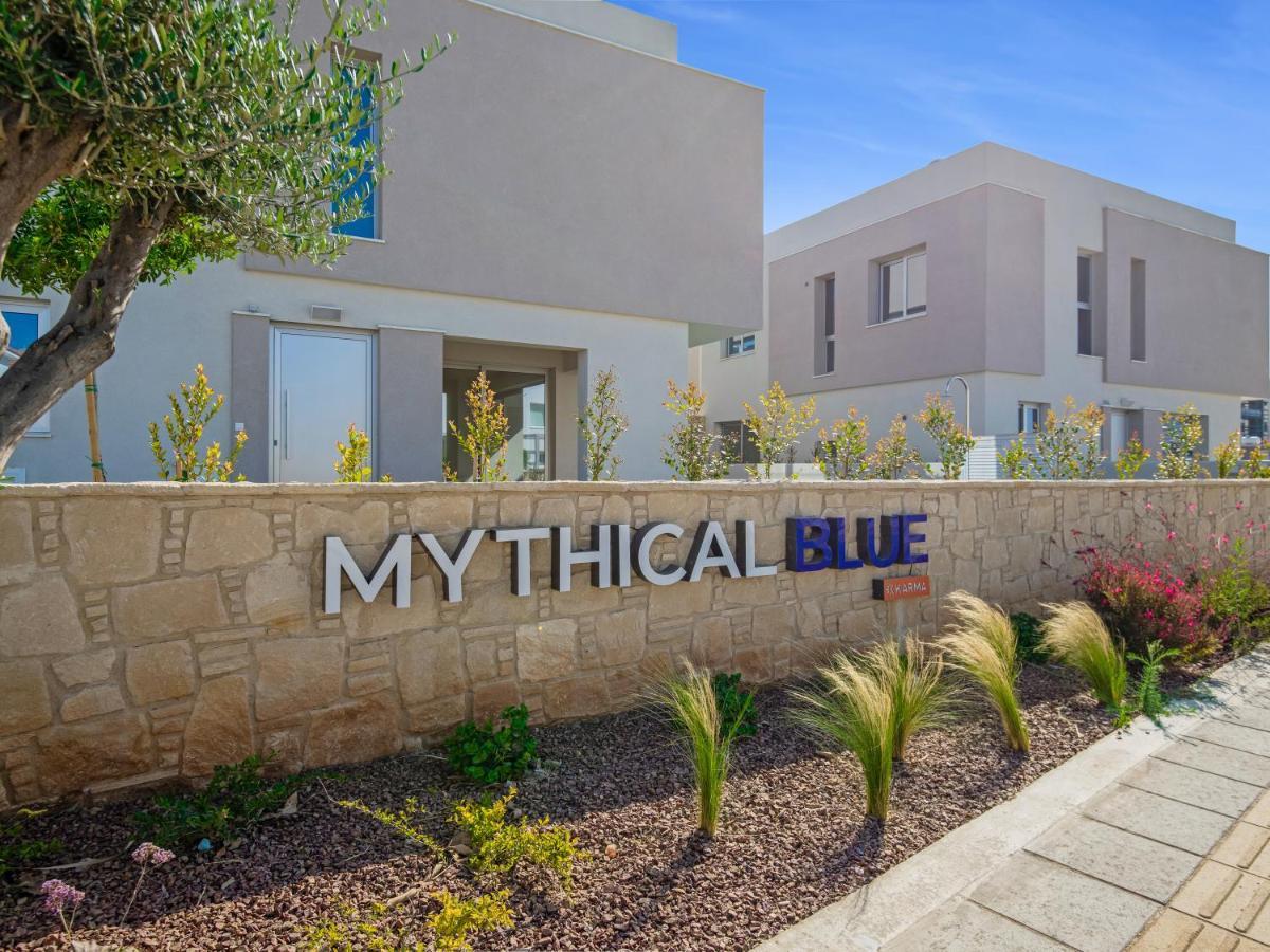 Villa Sanders Mythical Blue